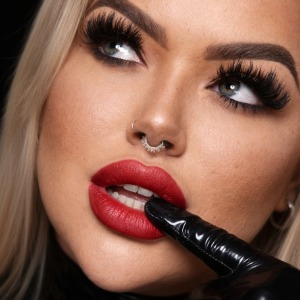 Mistress Laura Coats