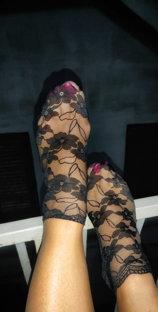 Goddess Atina feet loser