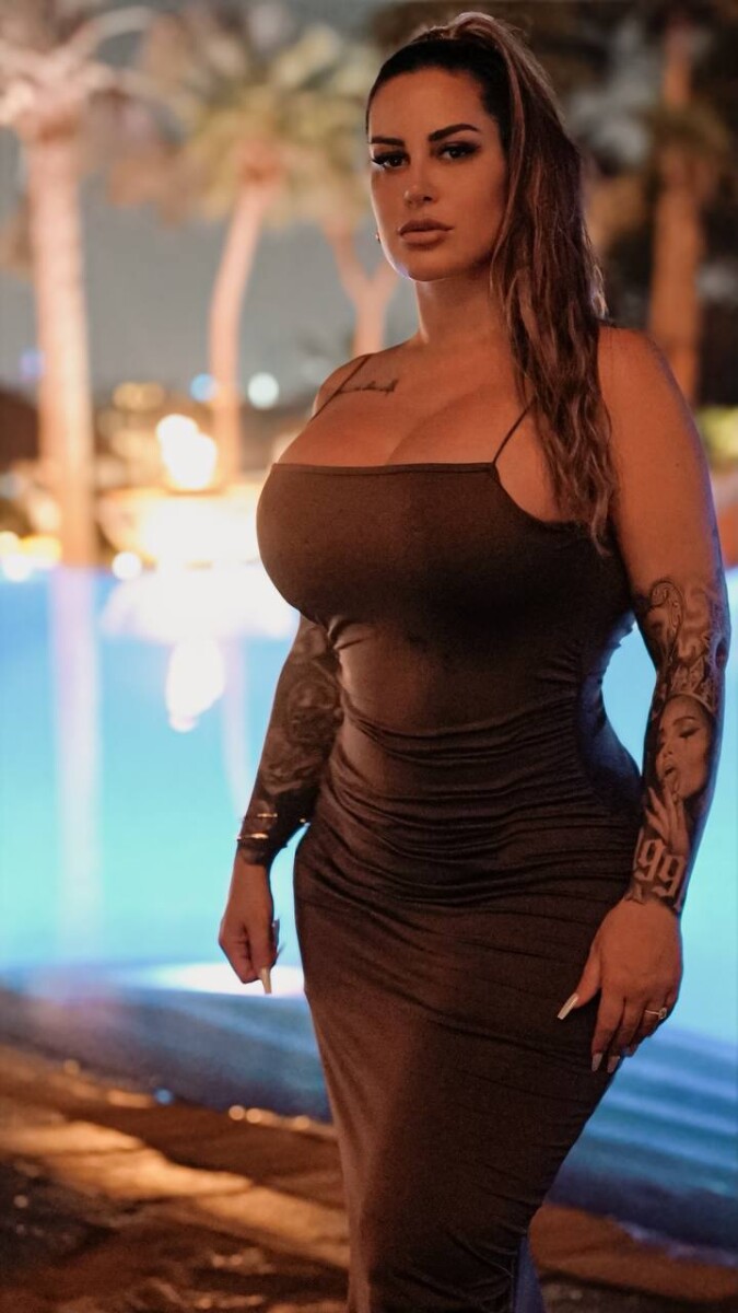 Goddess Lola