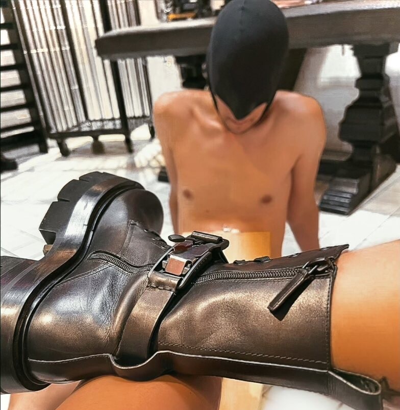 Lady_Jenna boots leatherboots