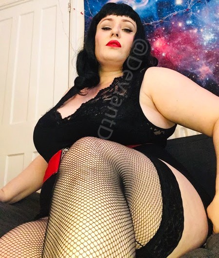 TheDeviantDomme Femdom Mistress
