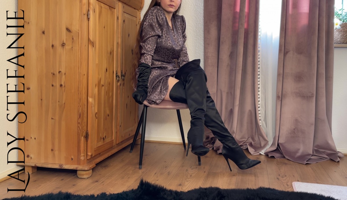 LadyStefanie StiefelSklave SatinFetischist