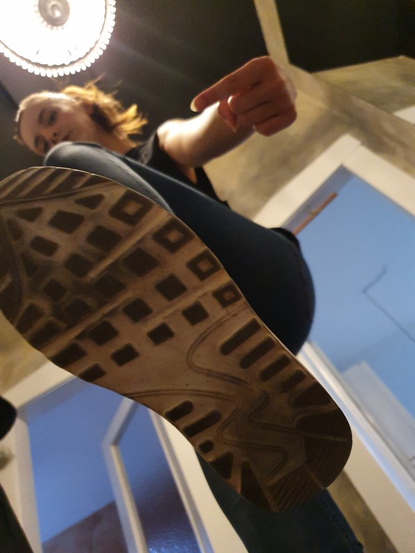 Amber Sneaker fetish