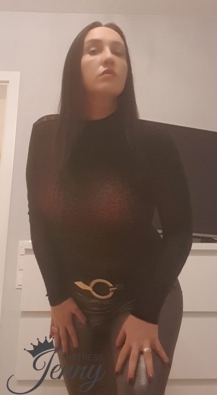 Mistress Jenny Zahlfotze Findom