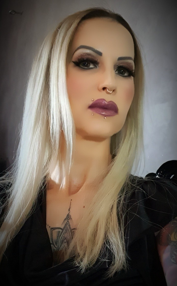 Mistress Stella Findom FinDominatrix