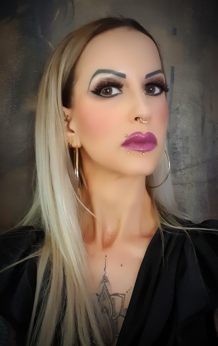 Mistress Stella Findom Geldherrin