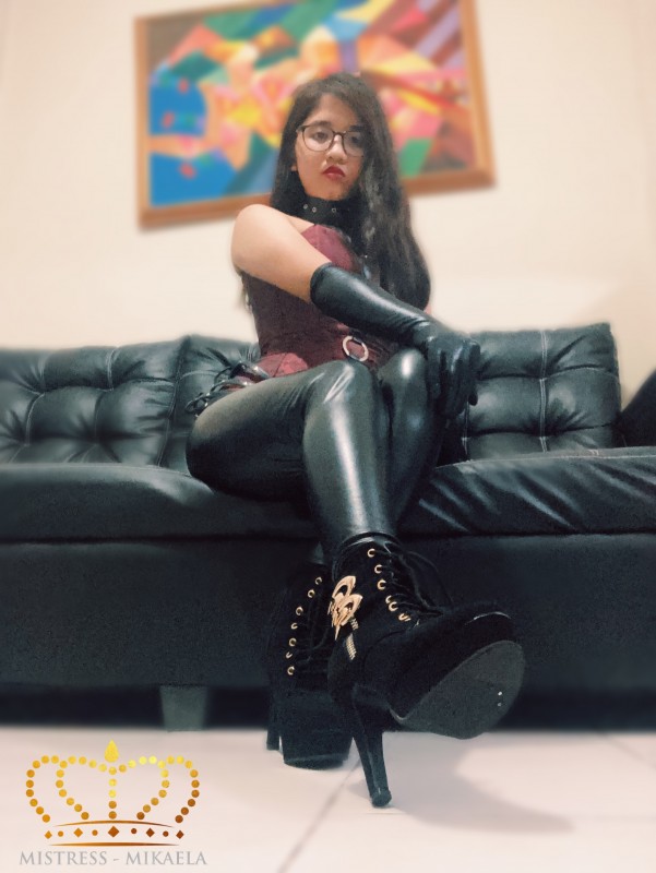 Mistress Mikaela findom bootfetish