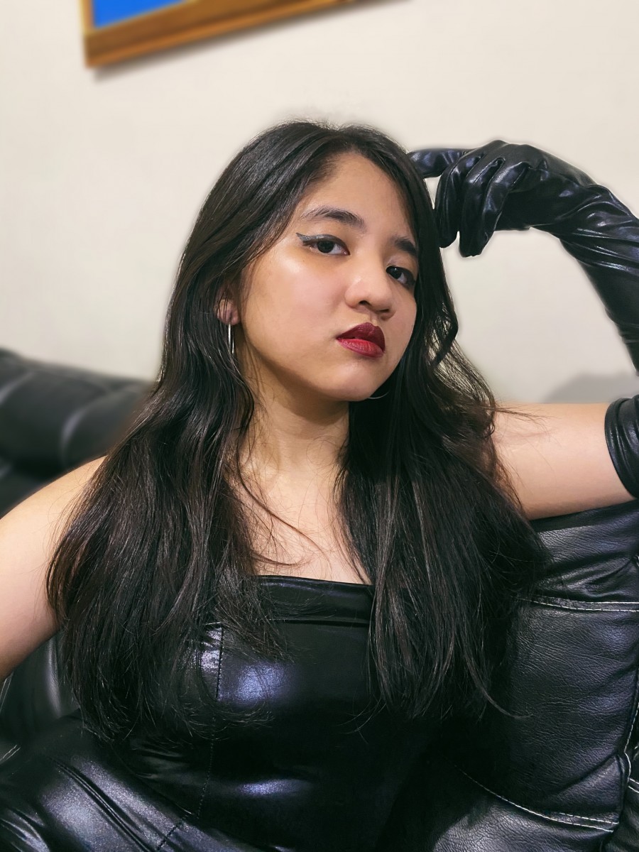 Mistress Mikaela findom asiandomme