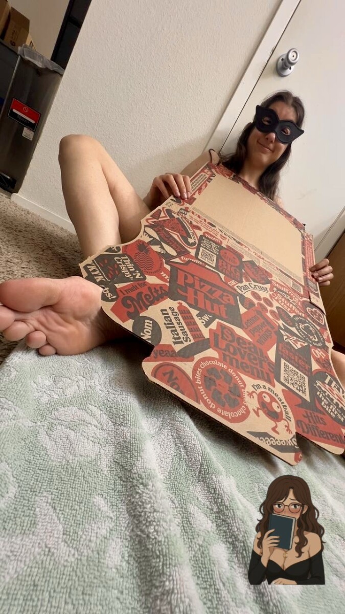 HighPriestessJezebel PizzaSlut Pizza