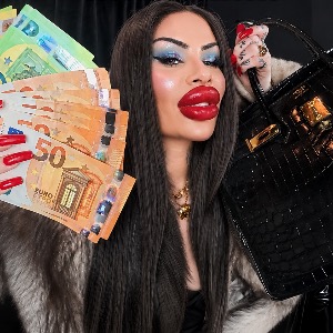 BimbonatrixFetischbarbie