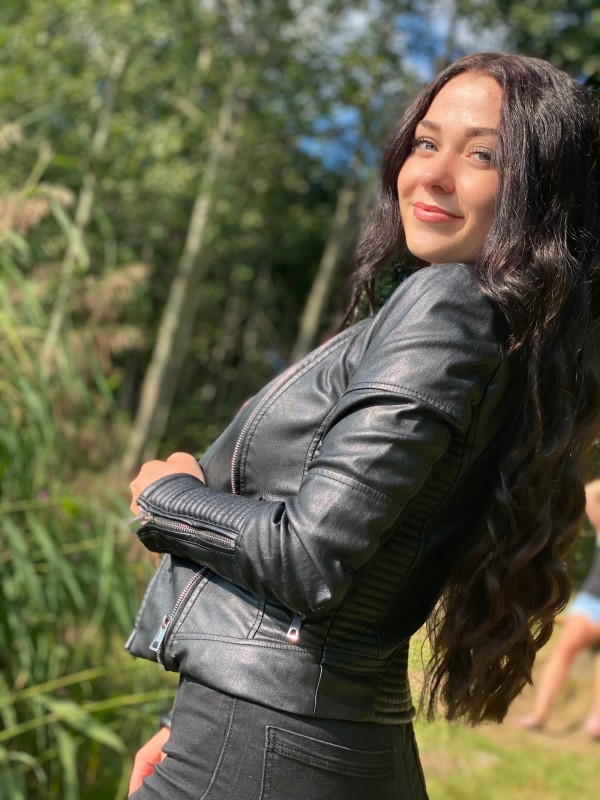 Moneydomk findom geldherrin