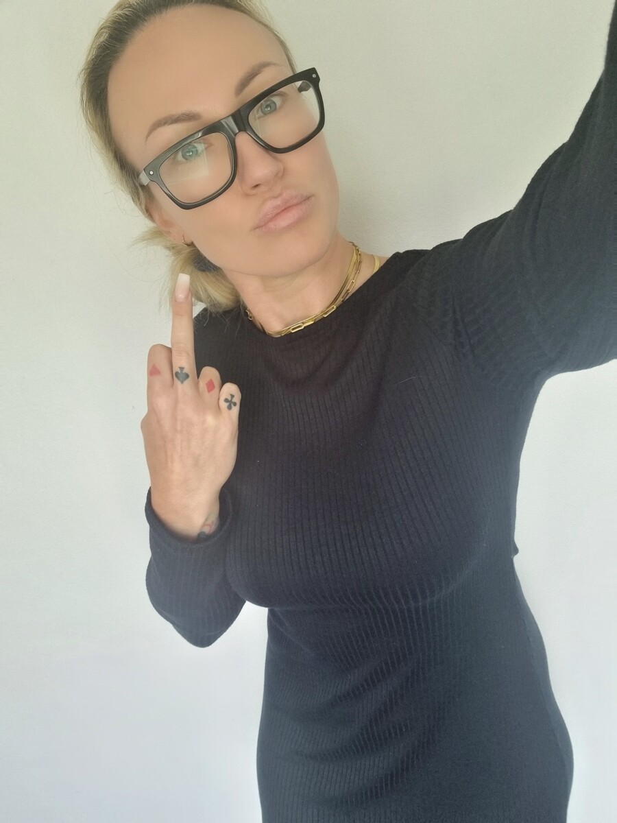 AmeliaSage financialdomination financialsadist