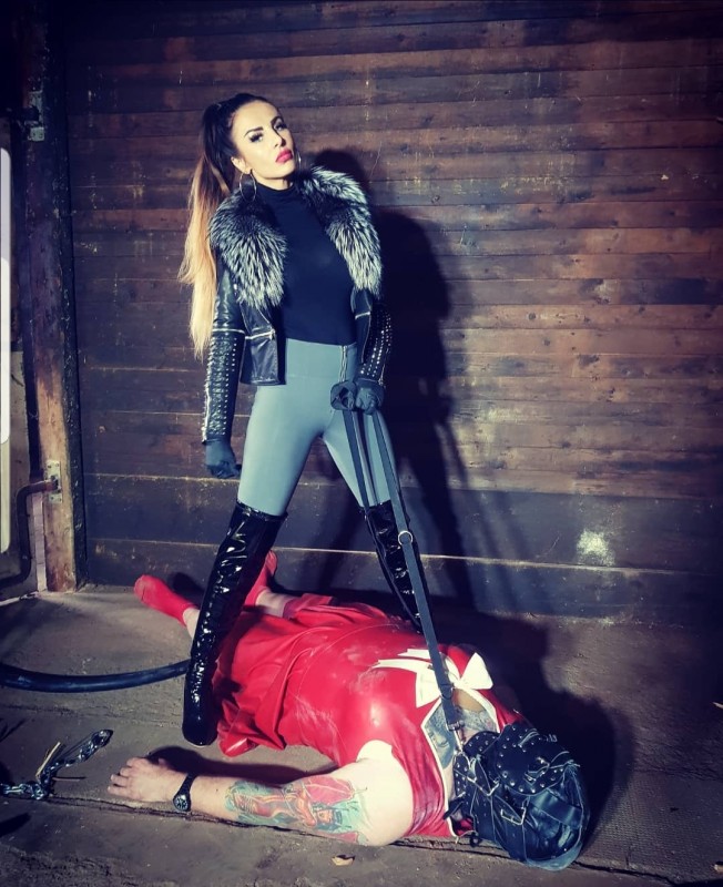 LadyMilana femdom femalesupremacy